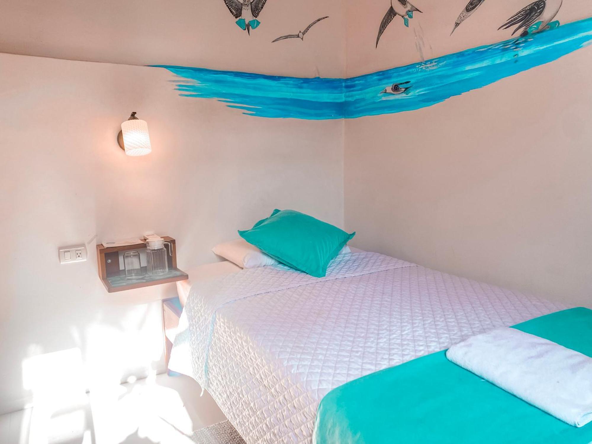 Hotel Coral Blanco With High Speed Internet Starlink And Galapagos Tour Operator Пуерто-Вільяміль Екстер'єр фото