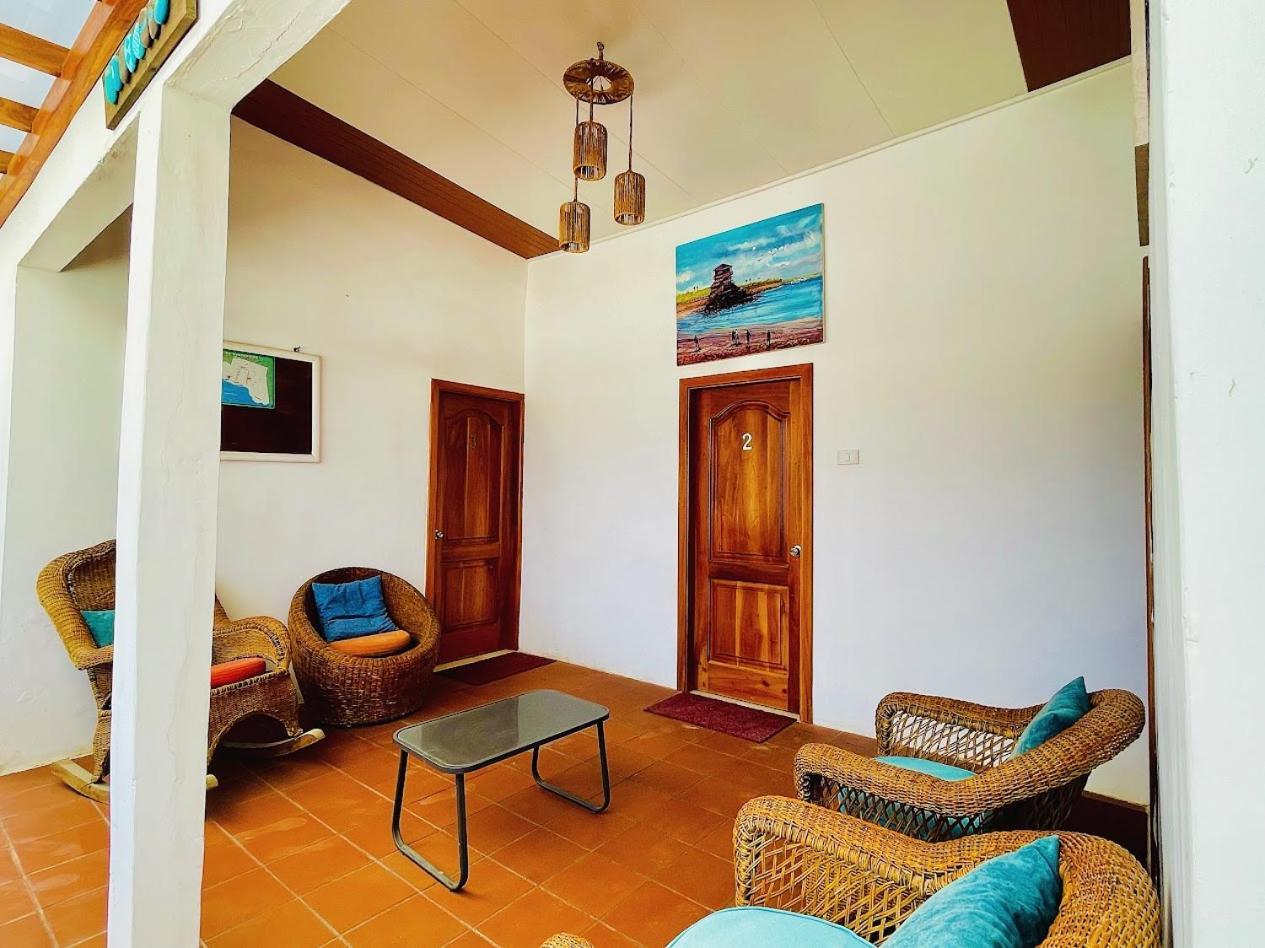 Hotel Coral Blanco With High Speed Internet Starlink And Galapagos Tour Operator Пуерто-Вільяміль Екстер'єр фото